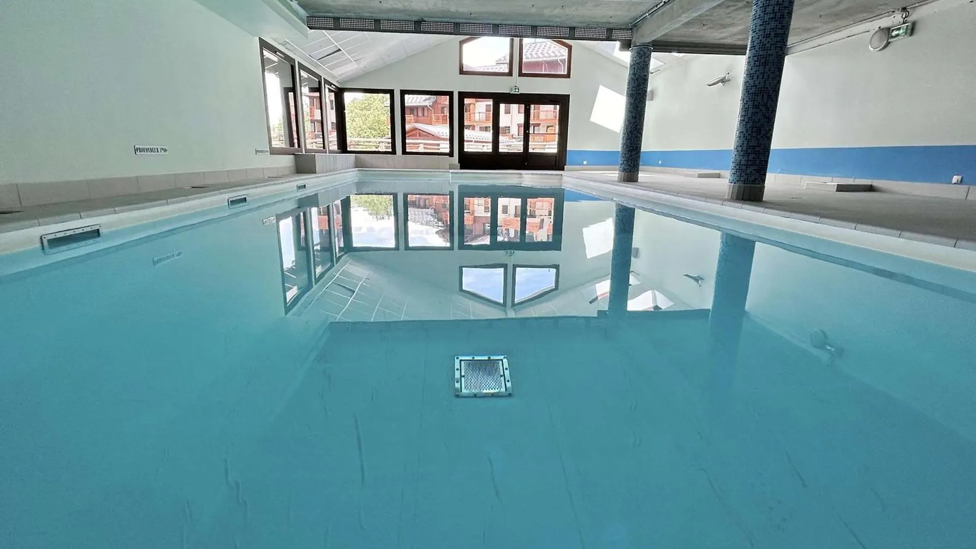 Apartmán Appartement Cosy A Flumet Avec Parking Et Piscine - Fr-1-603-121